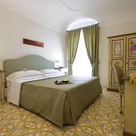 Margherita Hotel 4*