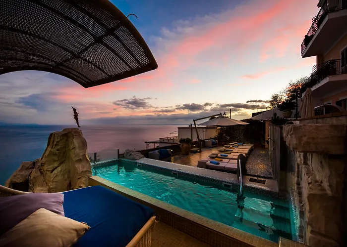 Margherita Hotel 4*