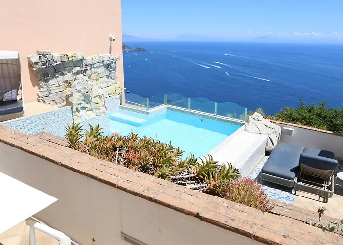Margherita Hotel 4*