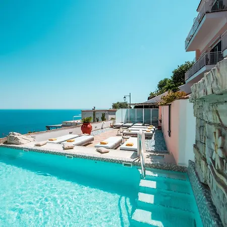 Margherita 4*