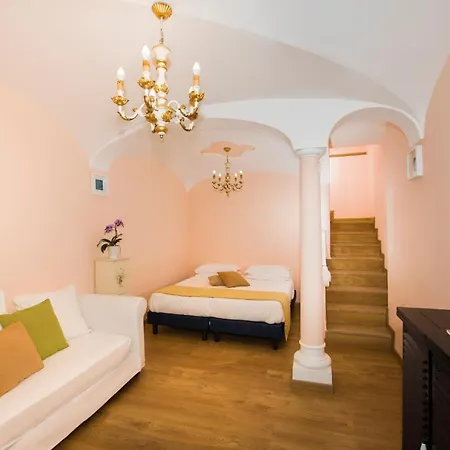 Margherita Hotel